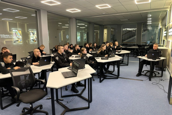 Сучасна криміналістика в дії: курсанти ННЕКІ НАВС опановують методи ідентифікації особи