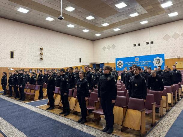 Зустріч із героєм: здобувачі НАВС поспілкувалися з ветераном російсько-української війни