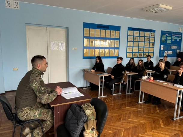 Герої серед нас: зустріч із захисником зі штурмового полку «Сафарі»