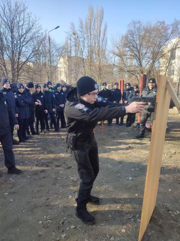 Відпрацювання тактики дій: курсанти НАВС тренувалися зі страйкбольним обладнанням