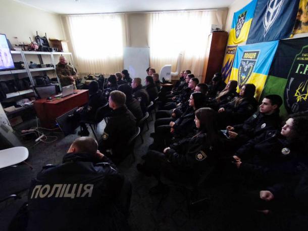 Курсанти НАВС опановували керування дронами: новий етап технологічної підготовки майбутніх криміналістів