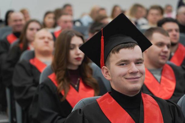 Урочистий і знаковий день: у НАВС відбувся випуск магістрів