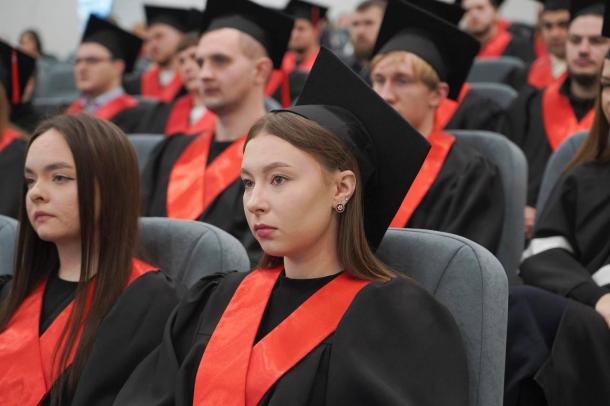 Урочистий і знаковий день: у НАВС відбувся випуск магістрів