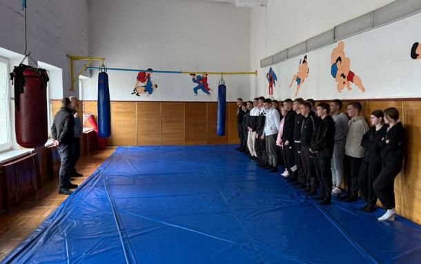 Бінарне заняття зі спеціальної фізичної підготовки з майбутніми криміналістами