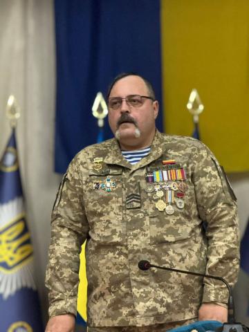 Зустріч поколінь: курсанти НАВС ушанували ветеранів російсько-української війни