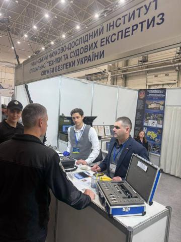 Майбутні судові експерти та криміналісти ознайомилися з технічними новинками