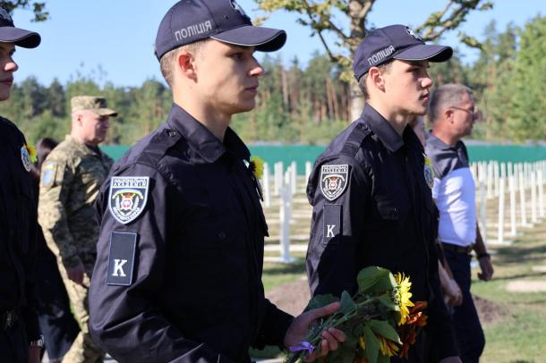 Вшановуємо сьогодні — пам’ятаємо щодня Вшановуємо сьогодні — пам’ятаємо щодня