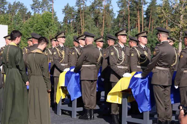 Вшановуємо сьогодні — пам’ятаємо щодня Вшановуємо сьогодні — пам’ятаємо щодня